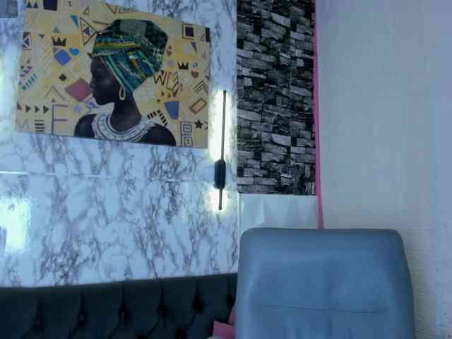 queencuarxxo webcam