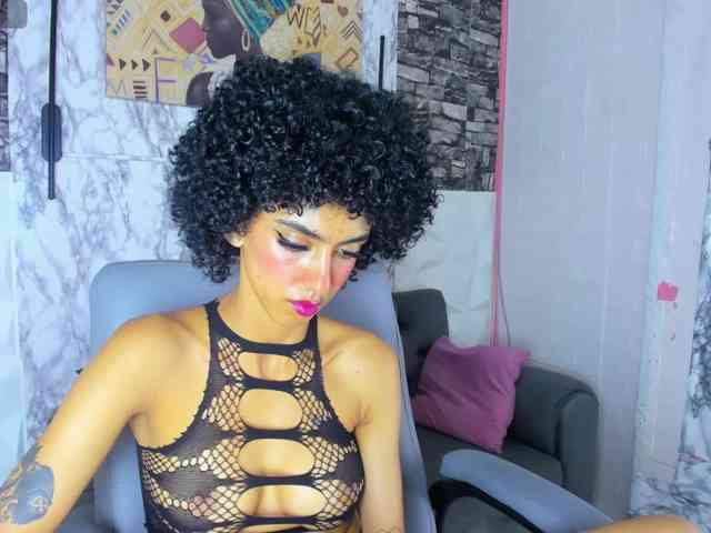 queencuarxxo webcam