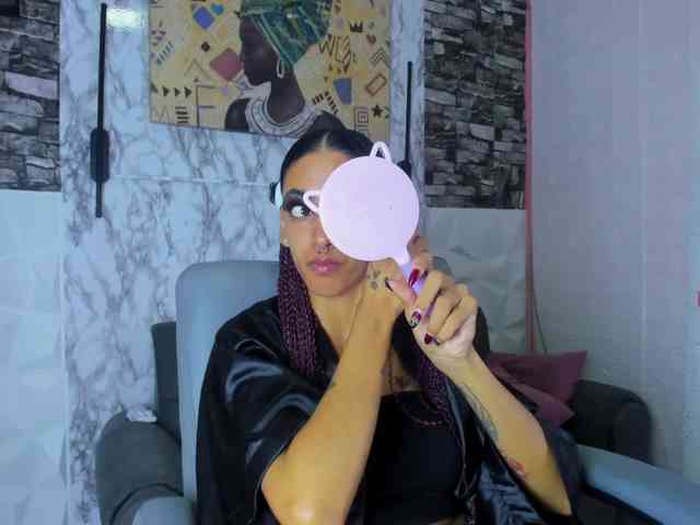 queencuarxxo