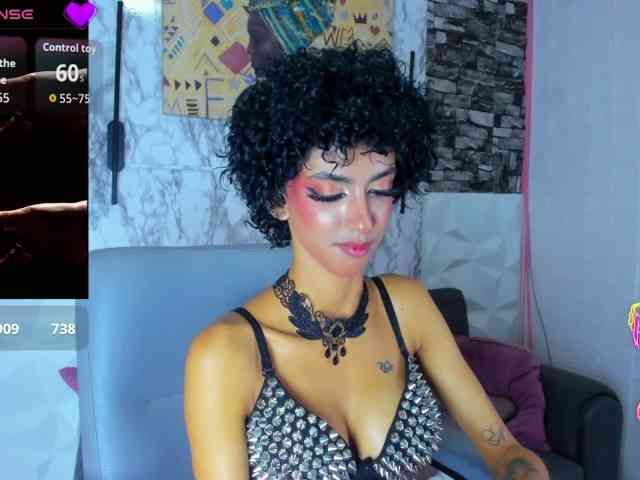 queencuarxxo webcam