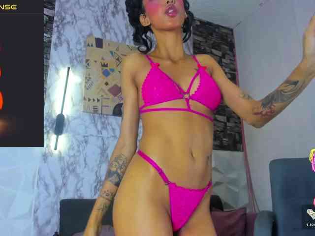 queencuarxxo webcam