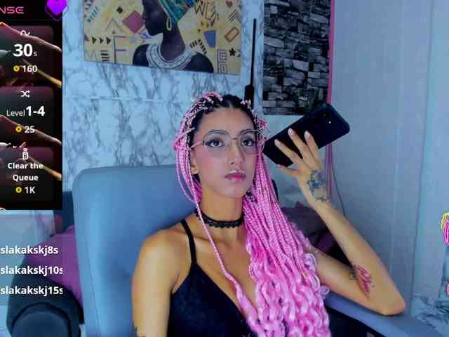 queencuarxxo webcam