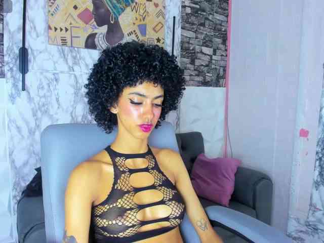 queencuarxxo webcam