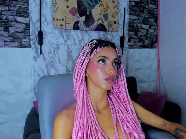 queencuarxxo webcam