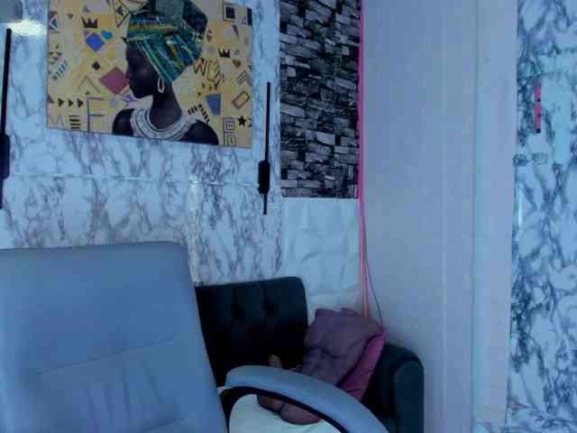 queencuarxxo webcam