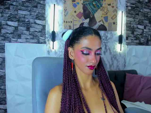 queencuarxxo webcam