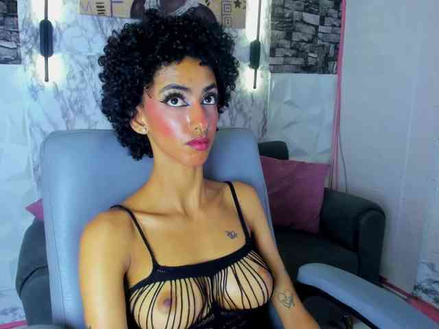queencuarxxo queencuarxxo
