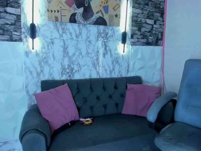 queencuarxxo webcam