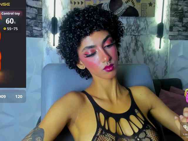 queencuarxxo webcam