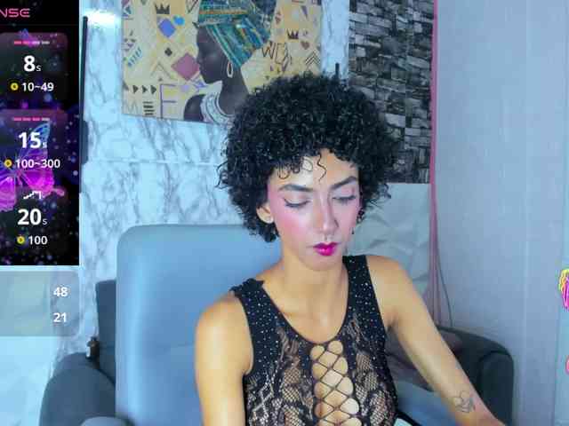 queencuarxxo webcam