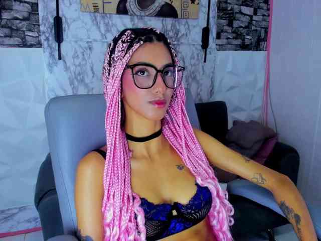 queencuarxxo webcam