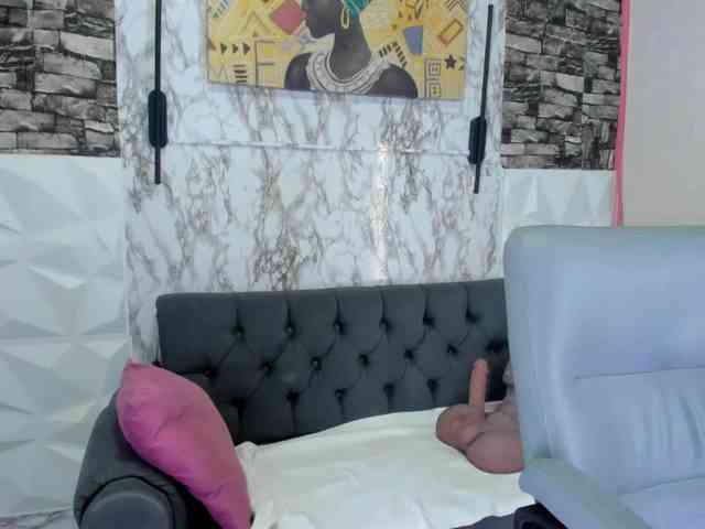 queencuarxxo webcam