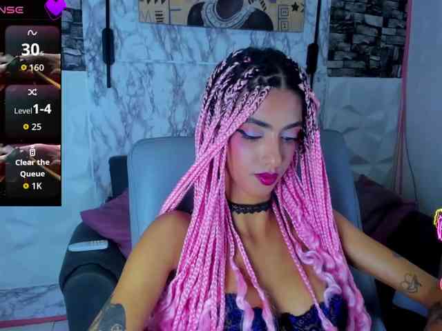 queencuarxxo webcam
