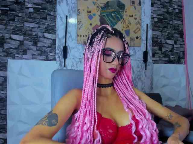 queencuarxxo webcam