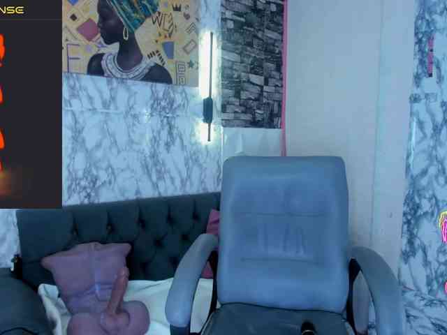 queencuarxxo webcam