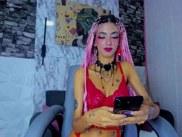 queencuarxxo webcam