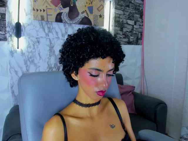 queencuarxxo webcam
