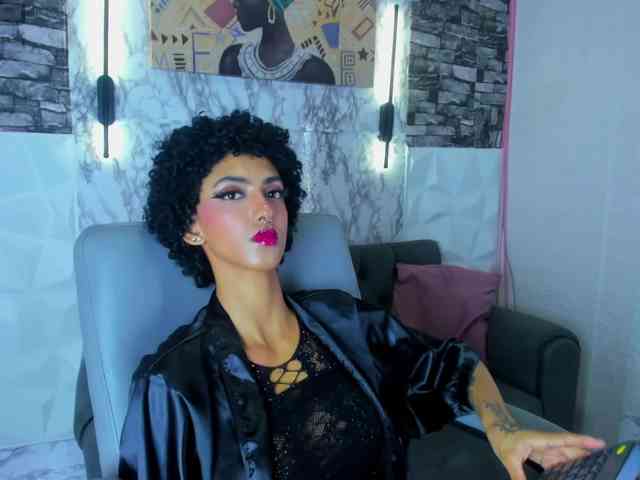 queencuarxxo webcam
