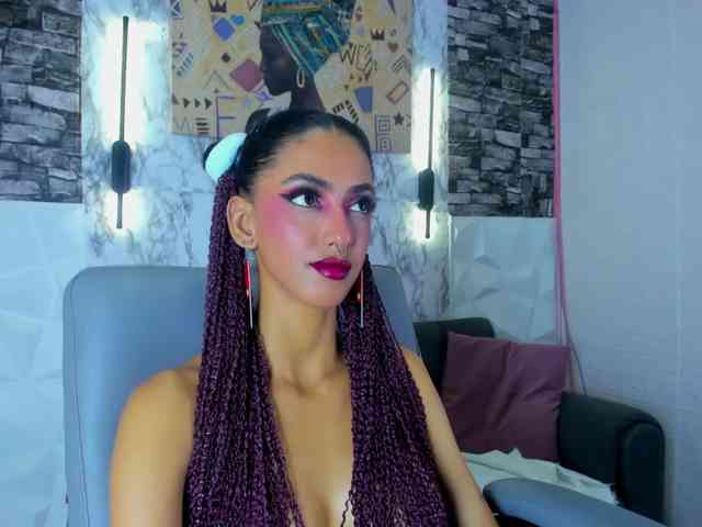 queencuarxxo webcam