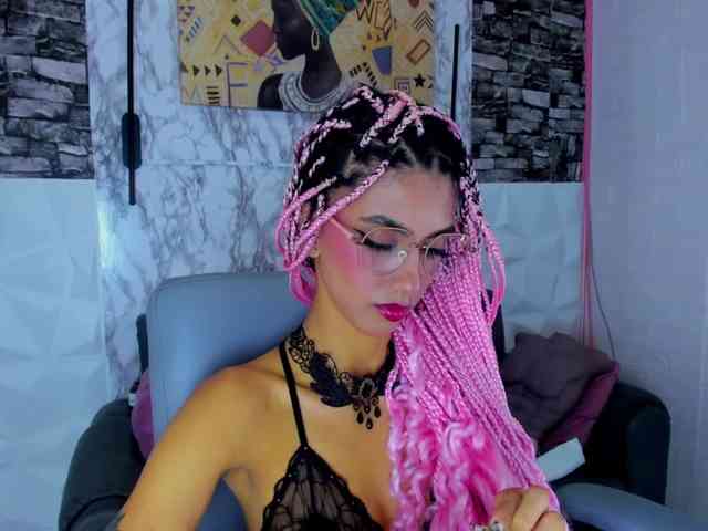 queencuarxxo webcam