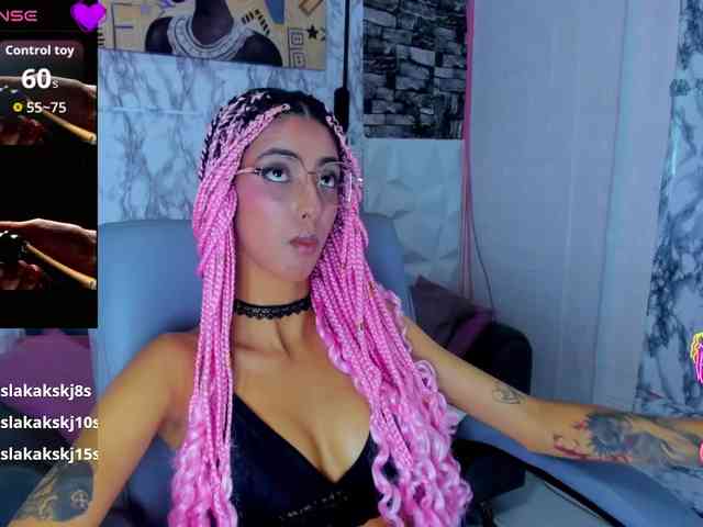 queencuarxxo webcam