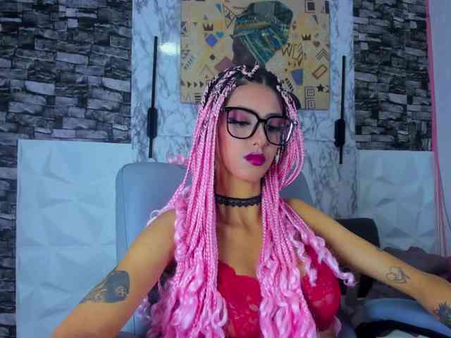 queencuarxxo webcam