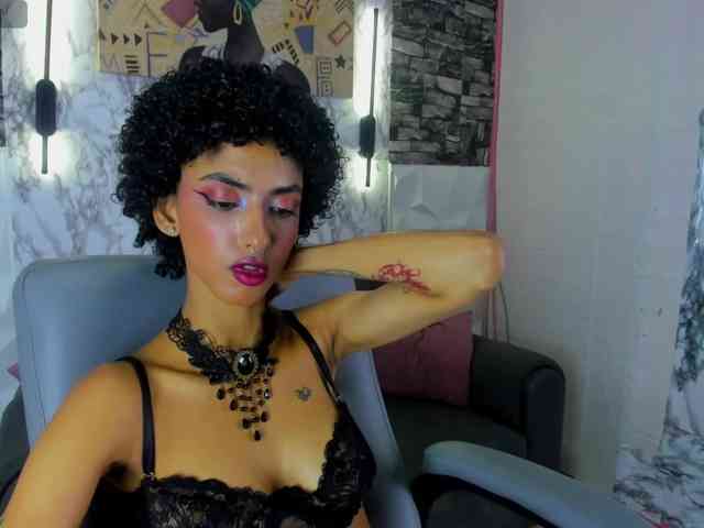 queencuarxxo webcam