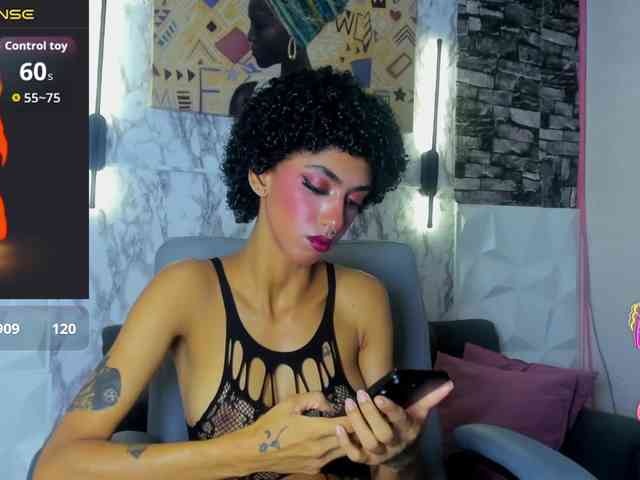 queencuarxxo webcam