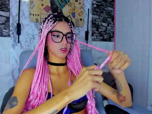 queencuarxxo webcam