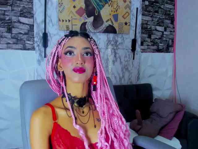 queencuarxxo webcam