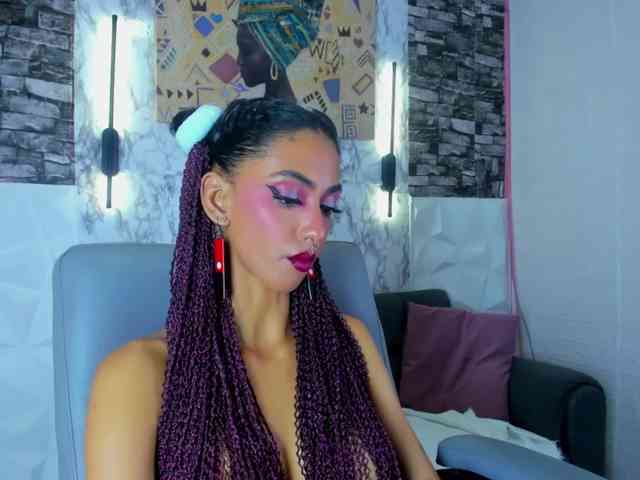 queencuarxxo webcam