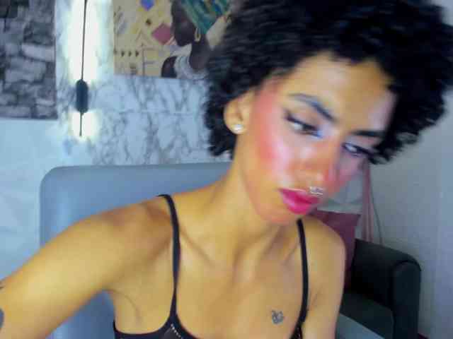 queencuarxxo webcam