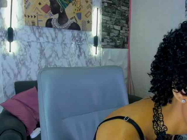 queencuarxxo webcam