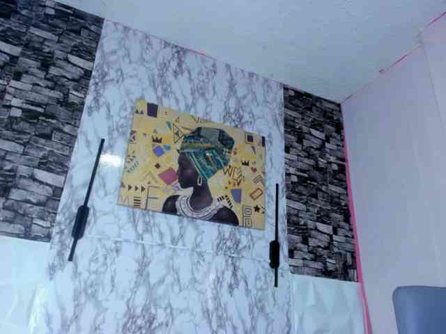 queencuarxxo webcam