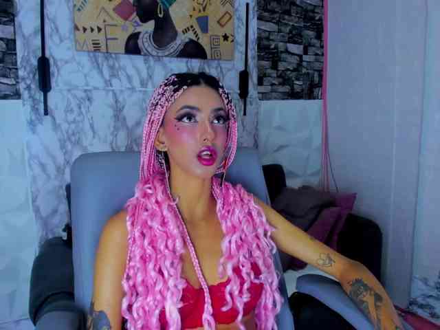 Modelo: queencuarxxo