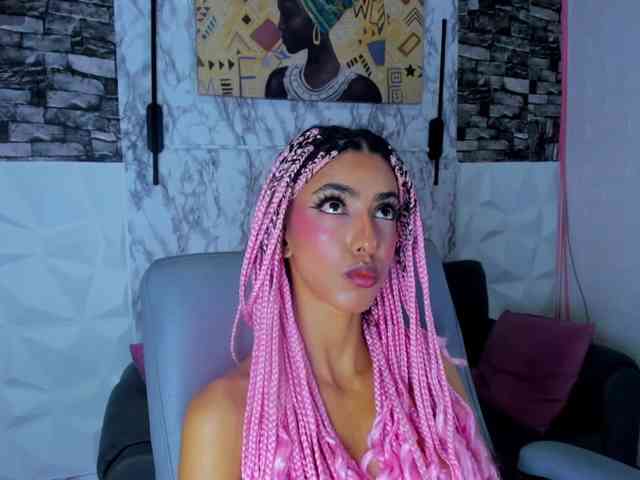 queencuarxxo webcam
