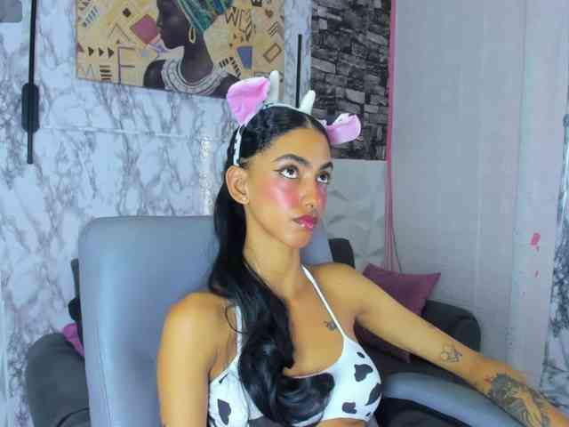 queencuarxxo webcam