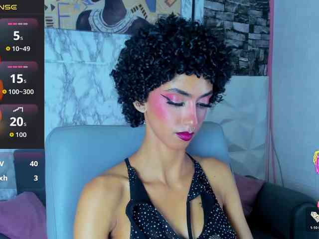 queencuarxxo webcam