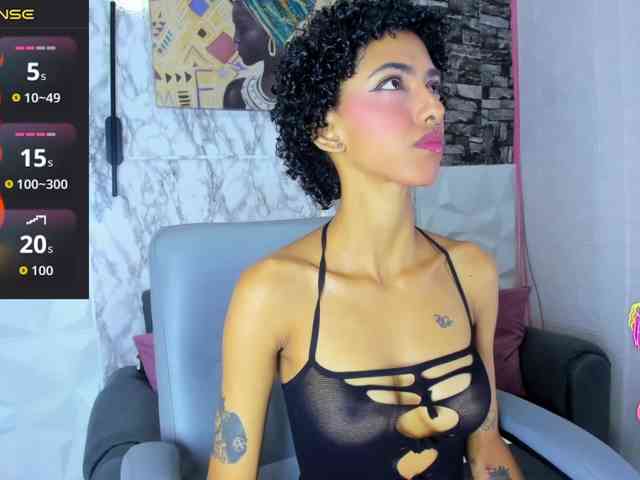 queencuarxxo webcam