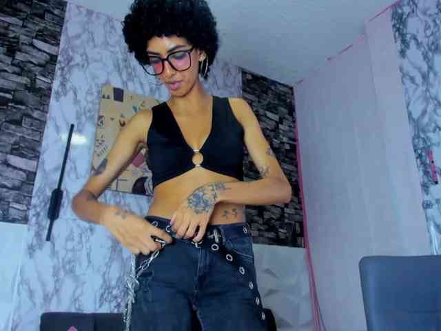 queencuarxxo webcam