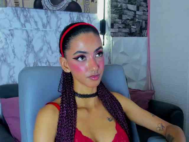 queencuarxxo webcam
