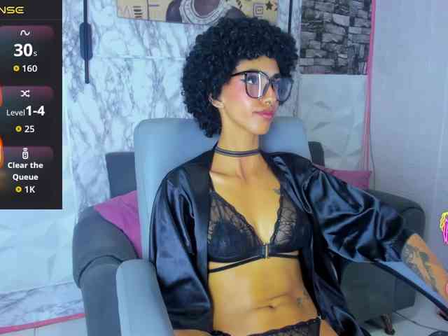queencuarxxo webcam