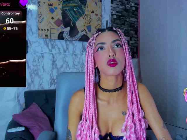 queencuarxxo webcam