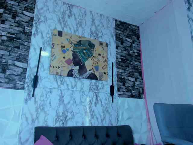queencuarxxo webcam