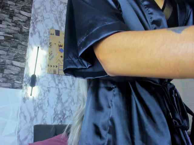 queencuarxxo webcam