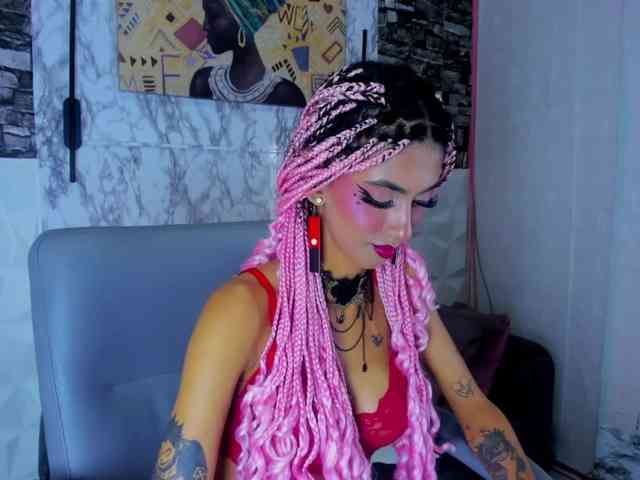 queencuarxxo webcam