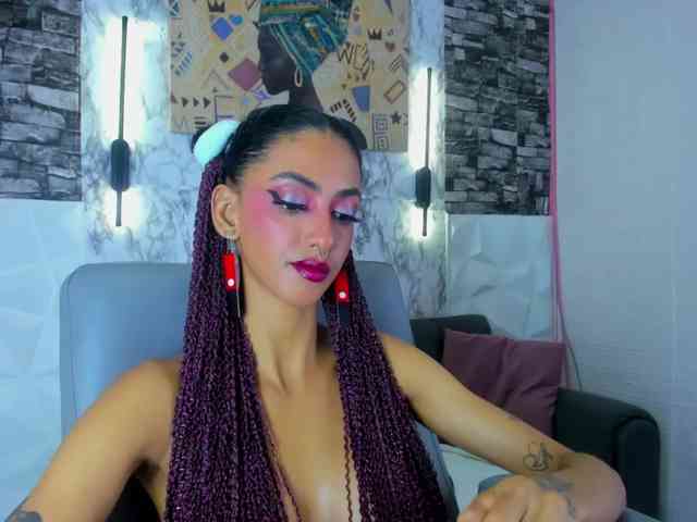queencuarxxo webcam