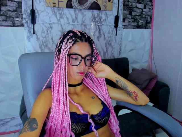 queencuarxxo webcam