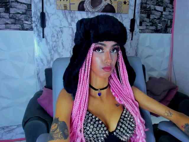 queencuarxxo webcam