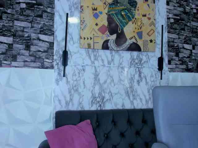 queencuarxxo webcam